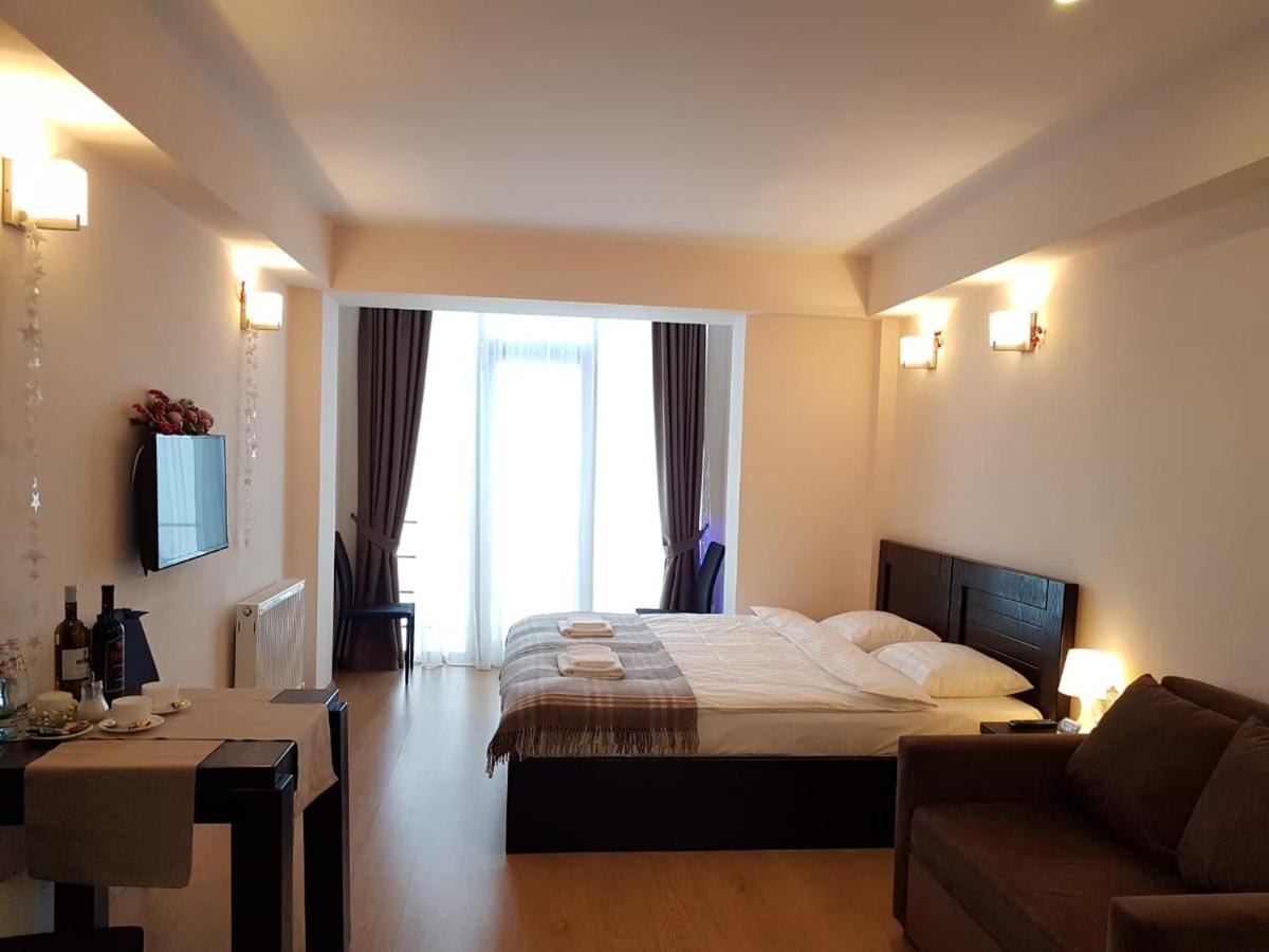 Happy Holidays Apartments In New Гудаури Экстерьер фото