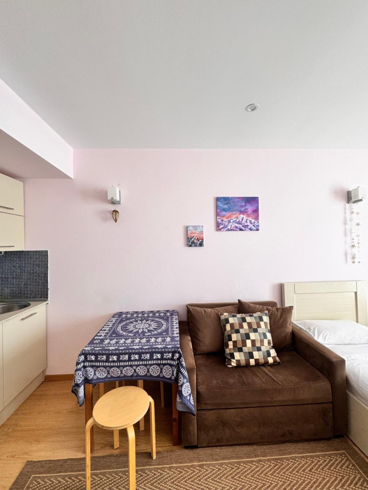 Happy Holidays Apartments In New Гудаури Экстерьер фото